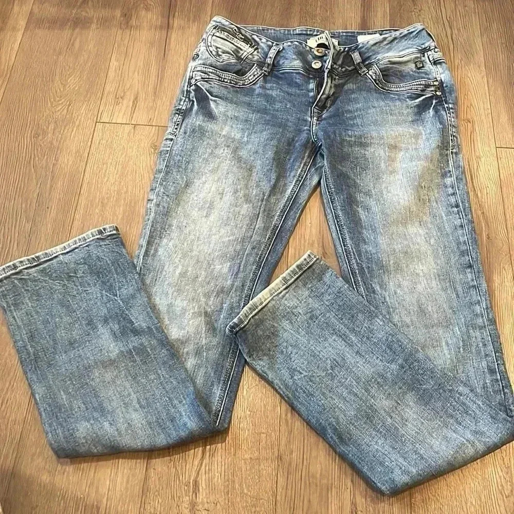 ❤️2/$30❤️LTB  Low Rise Straight Fit Light Washed Women Jeans W31L34